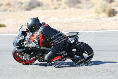 media/Feb-05-2023-Classic Track Day (Sun) [[c35aca4a42]]/Group 2/session 3 turn 13/